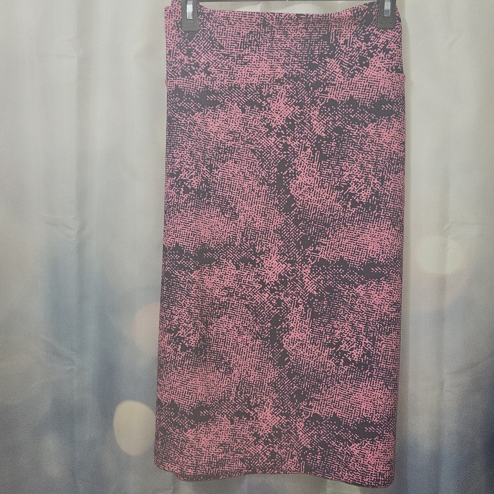 LuLaRoe Pencil Skirt In Hot Pink with Black Splashes.